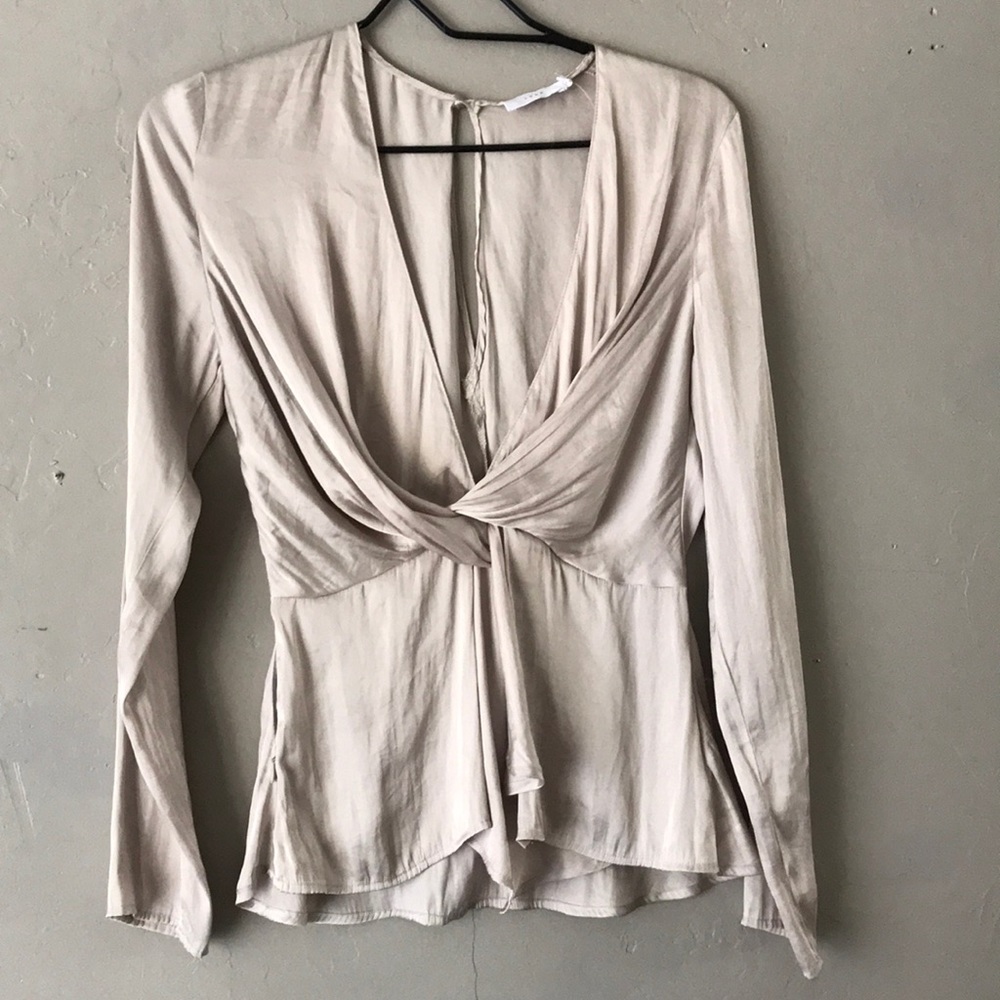 Super cute silk dress top!
